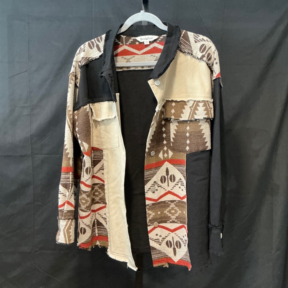 Davi & Dani Patchwork Southwestern Print Shirt Jacket Women's Size M - Picture 8 of 12